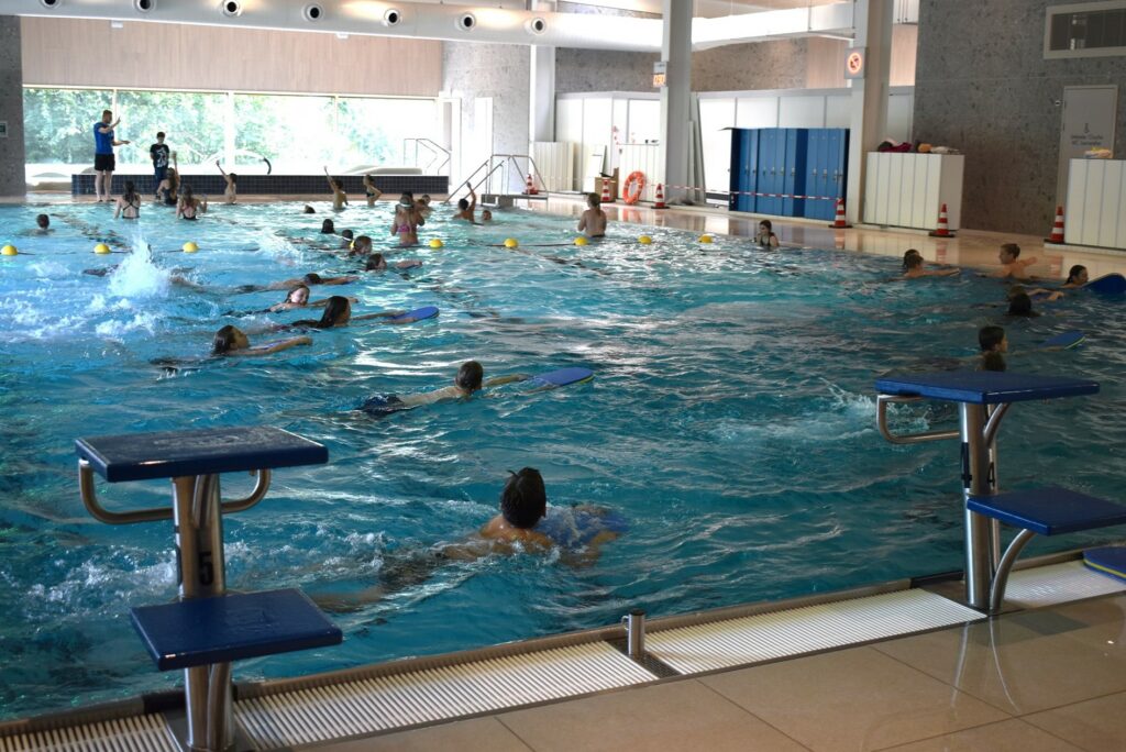 Hallenbad NEU Schwimmen